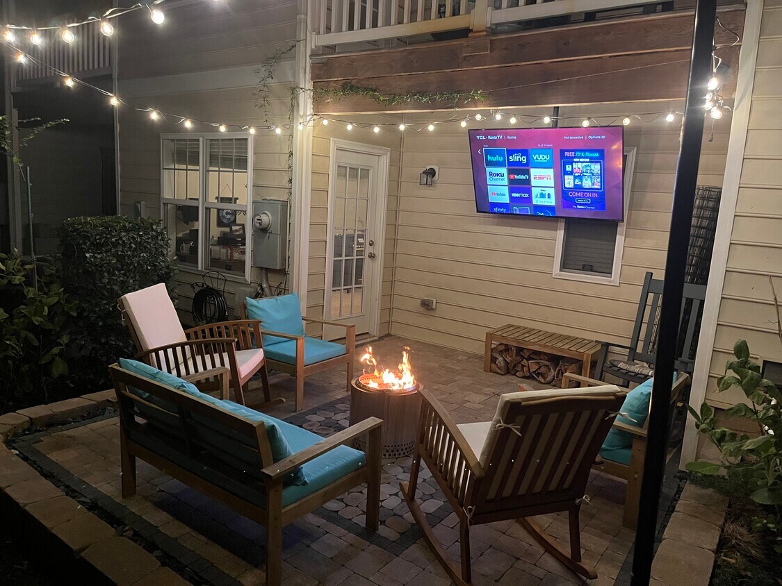 Foto principal - 6108 Braidwood Ct