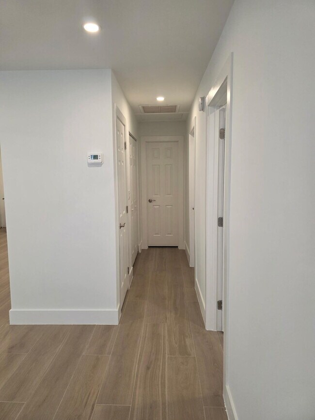 Foto del edificio - 2104 Dock St