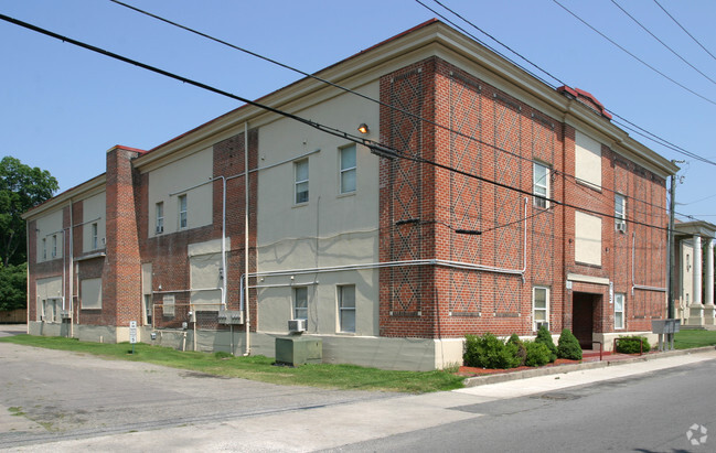  - Jefferson Manor Apartments