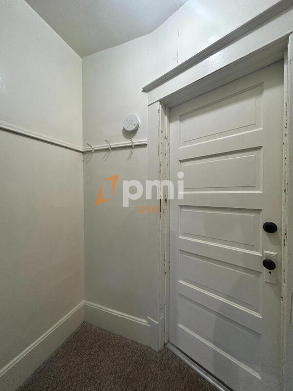 Foto del edificio - 1122 Spring St