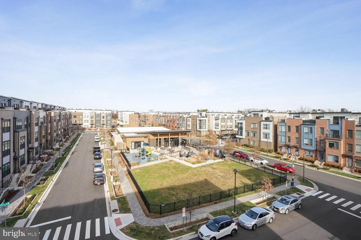 Foto principal - 8154 Varick Pl