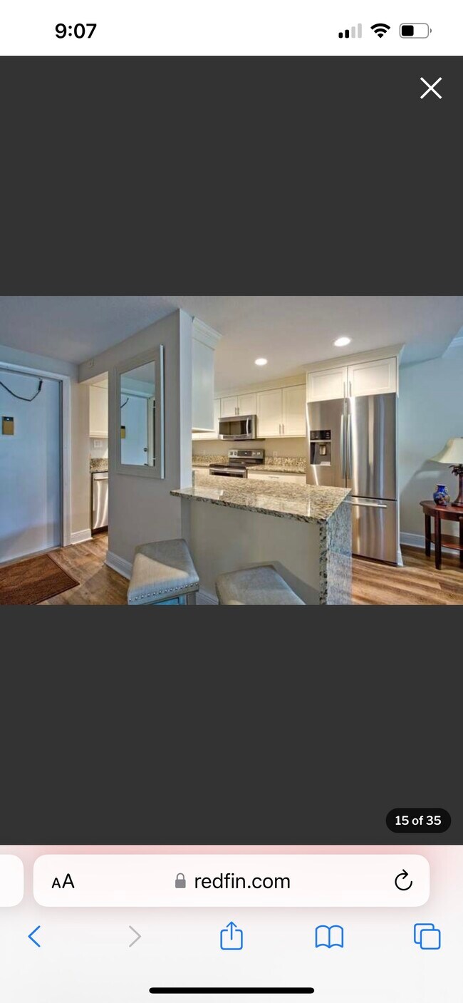 Building Photo - 1100 Ponce De Leon Cir