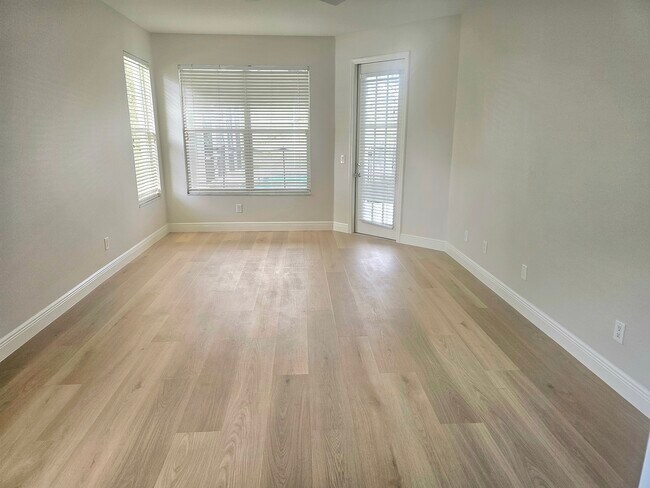 Foto del edificio - 16825 Harrierridge Pl