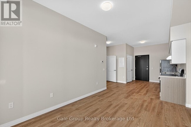 Building Photo - 785 Southwood Way