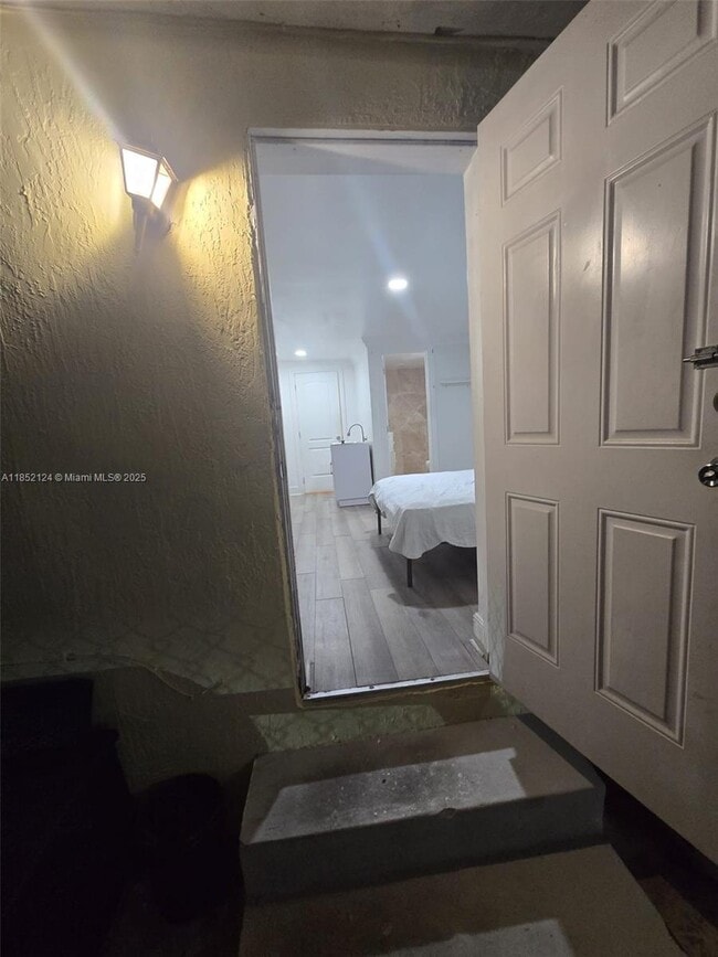 Foto del edificio - 2521 NW 32nd St