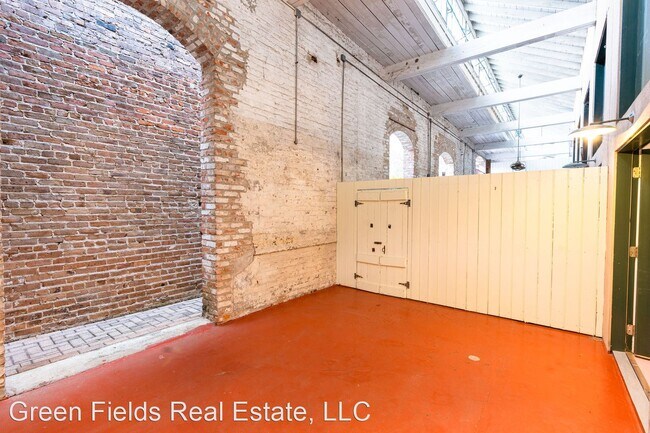 Foto del edificio - 2 br, 2 bath House - 500 Mandeville St #6