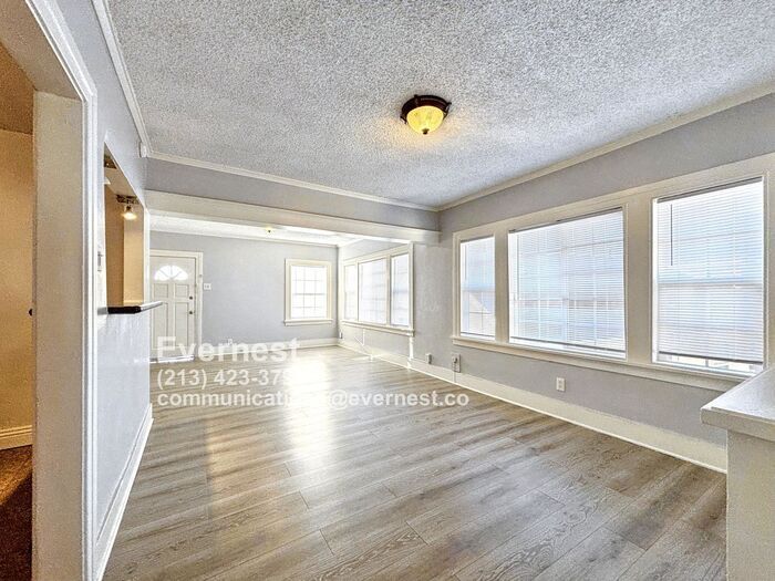 Foto principal - 4612 1/2 Pickford Street