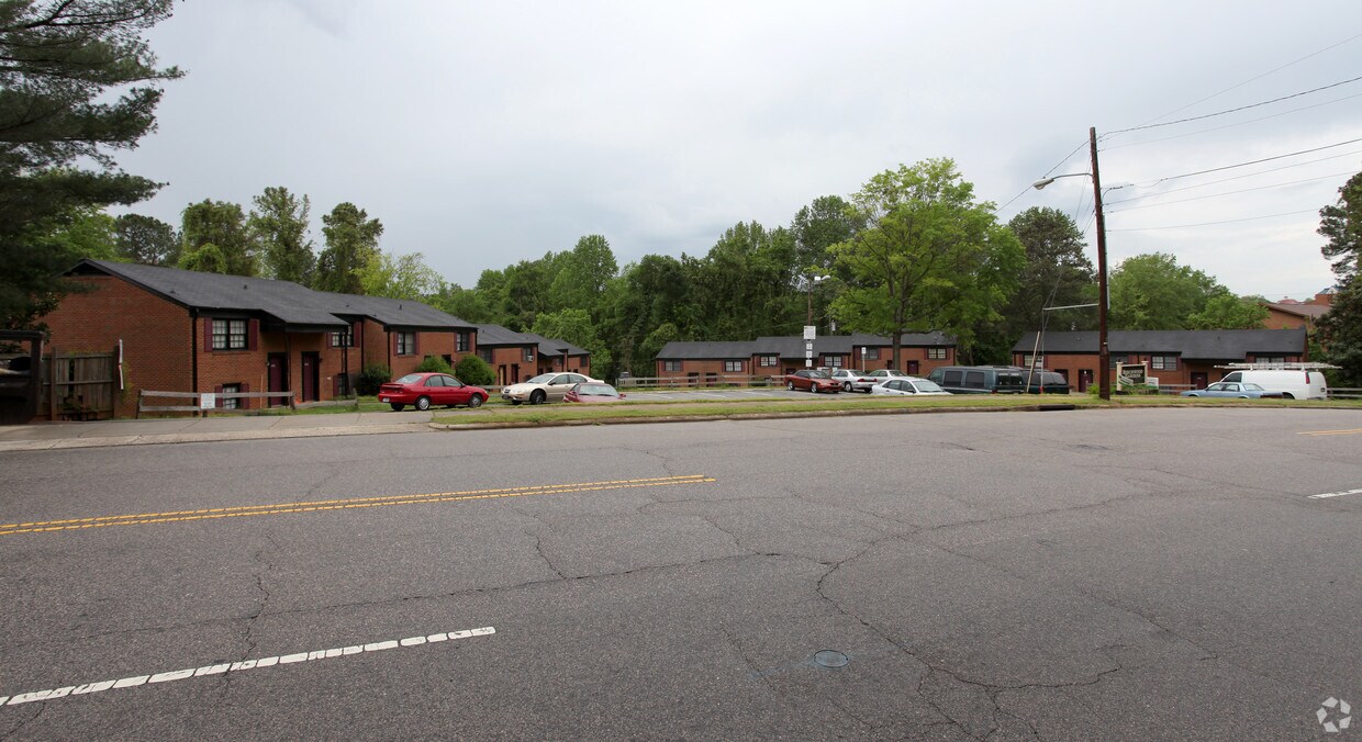 Foto del edificio - Birchwood Gardens