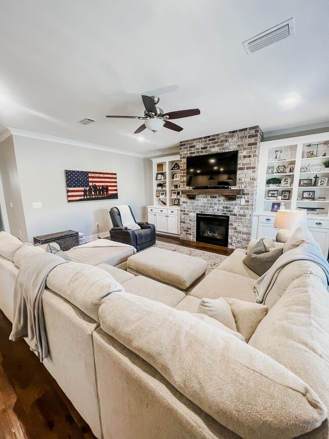 Building Photo - Deer Moss Creek home for RENT!!!