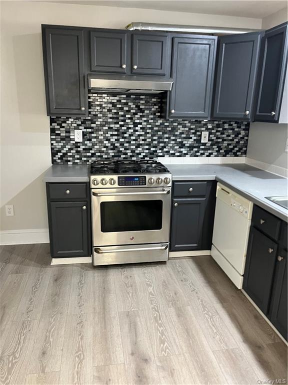 Building Photo - 596 NY-303
