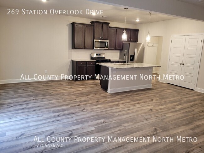 Foto del edificio - New 4BR/2.5BA Home in new Auburn neighborh...