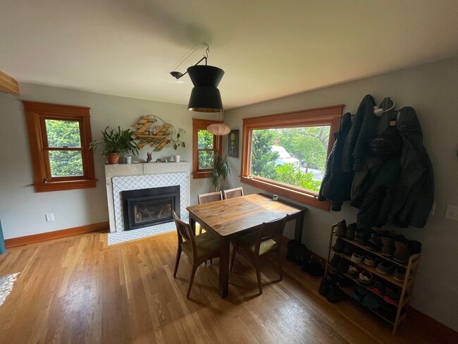 Building Photo - 2913 SE 65th Ave