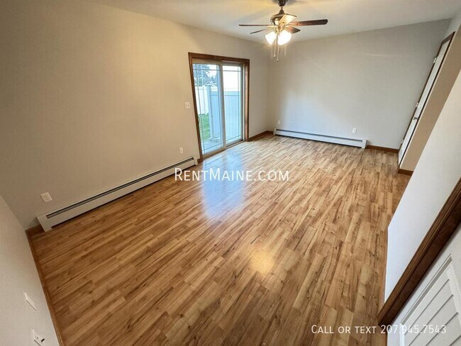 Foto del edificio - 208 Western Ave