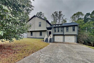 Building Photo - 1105 Tom Ln