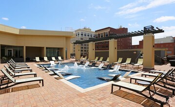 Building Photo - ReNew Wichita