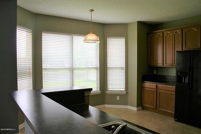 Foto del edificio - 12537 Tropic Dr