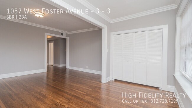 Foto del edificio - 1057 W Foster Ave