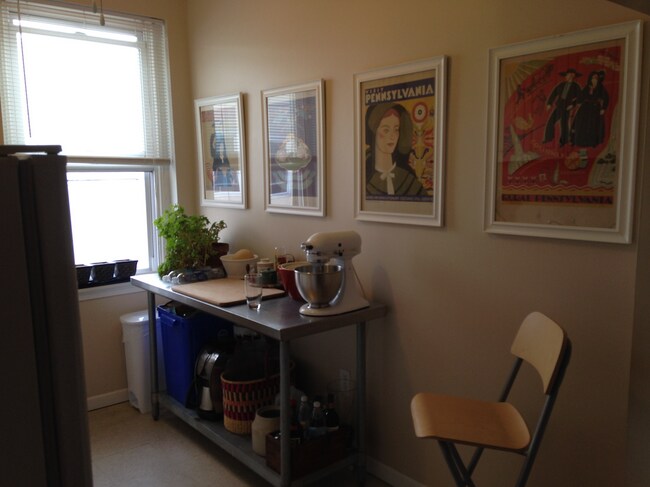 Building Photo - 1243 S 22nd St