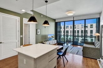 Building Photo - 1220 17th St