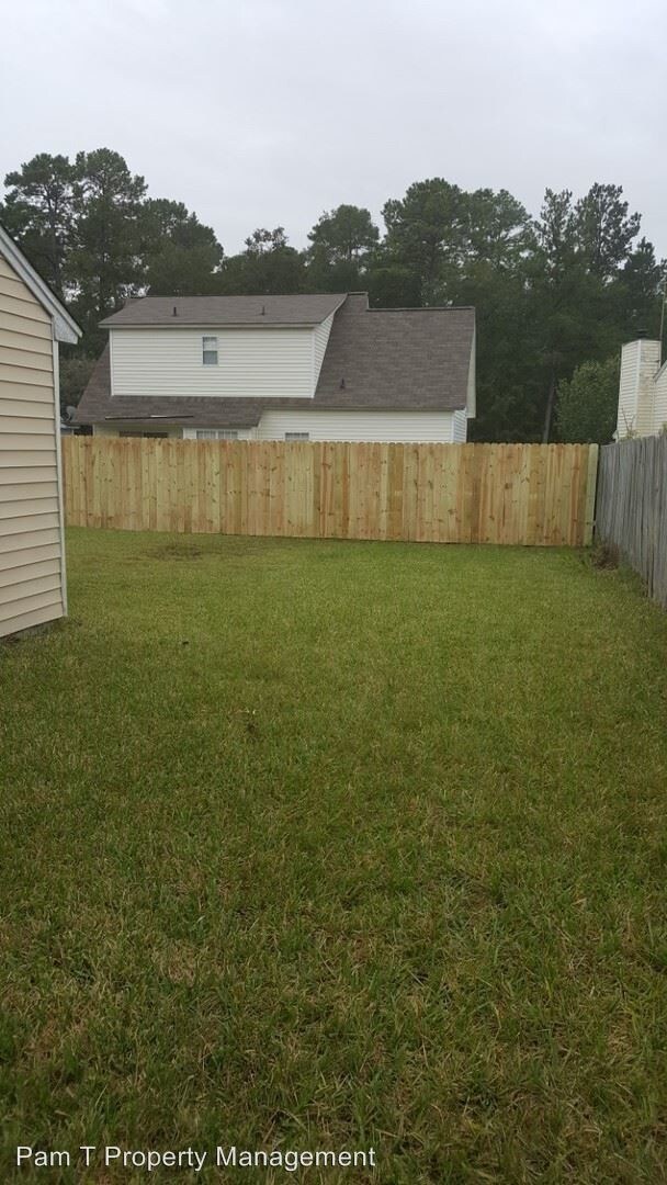 Building Photo - 3 br, 2 bath House - 148 Finn Circle