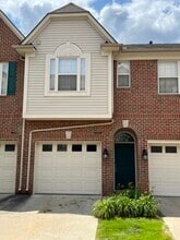 Building Photo - 39656 Rockcrest Ln