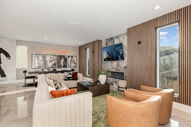 Foto del edificio - 48 Fern Ave