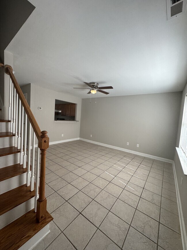 Foto del edificio - 1300 Meadow Ave