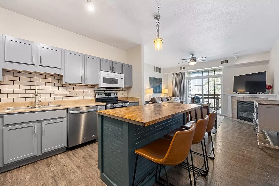Foto principal - 2270 Westlake Rd