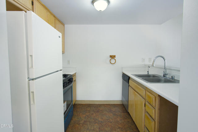 Foto del edificio - 865 S B St