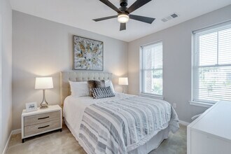 Weatherstone Flats photo'