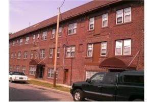 Building Photo - 3401 E 147th St