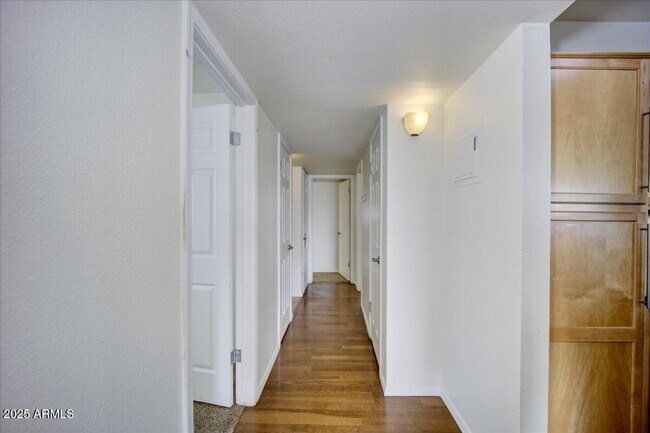 Foto del edificio - 3 Bedrooms | 2 Bathrooms | Washer & Dryer Included - OLD TOWN LITCHFIELD PARK