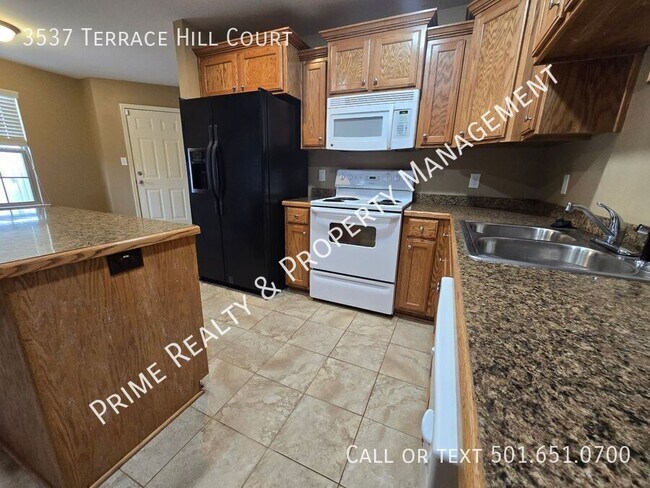 Building Photo - 3537 Terrace Hill Ct