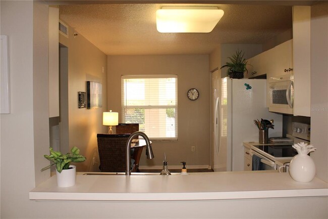 Building Photo - 2725 Terra Ceia Bay Blvd