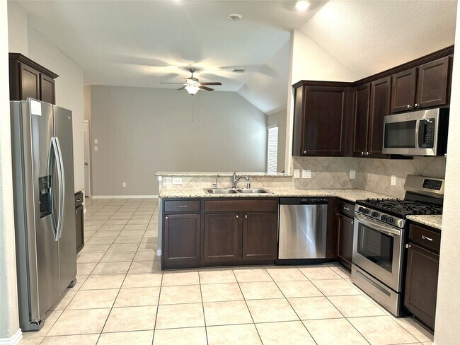 Foto del edificio - 16702 Peralta Bay Cir