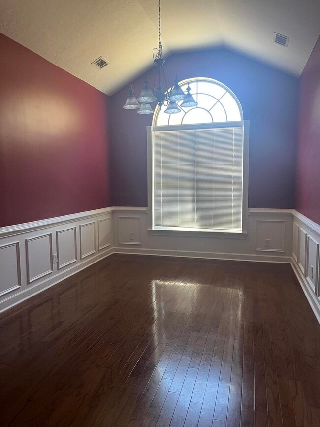 Foto del edificio - 110 Stratford Ln