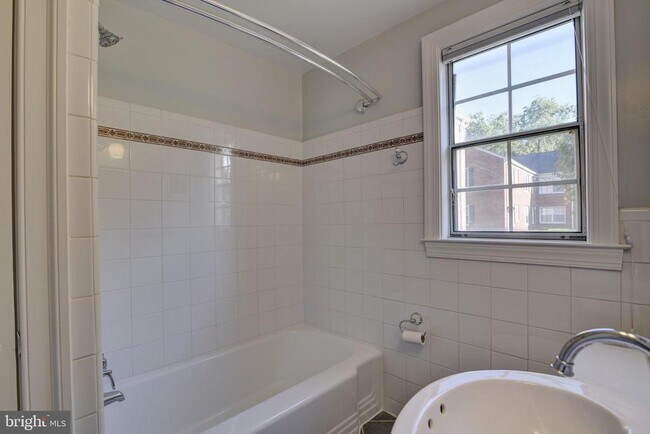 Foto del edificio - 6622 Boulevard View