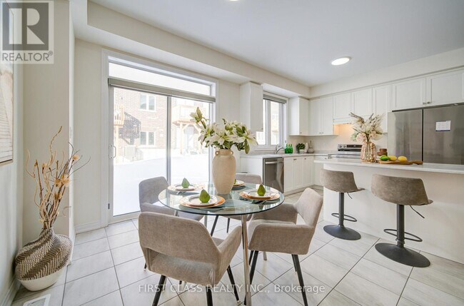 Photo du bâtiment - 968 Cormorant Path