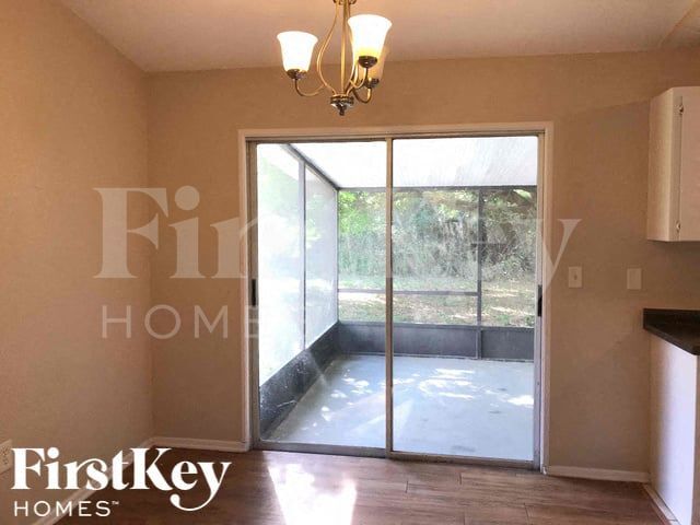 Foto del edificio - 1083 Riggs St