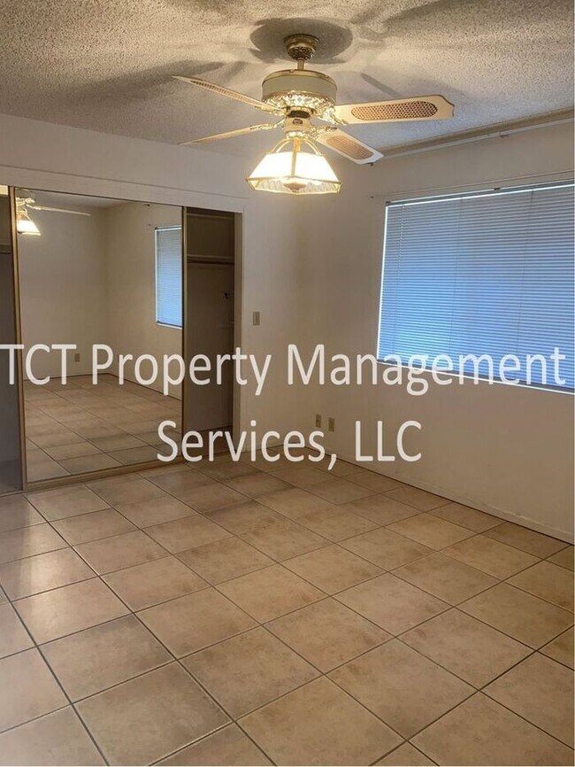 Building Photo - Well Maintained Home in 55+ Community