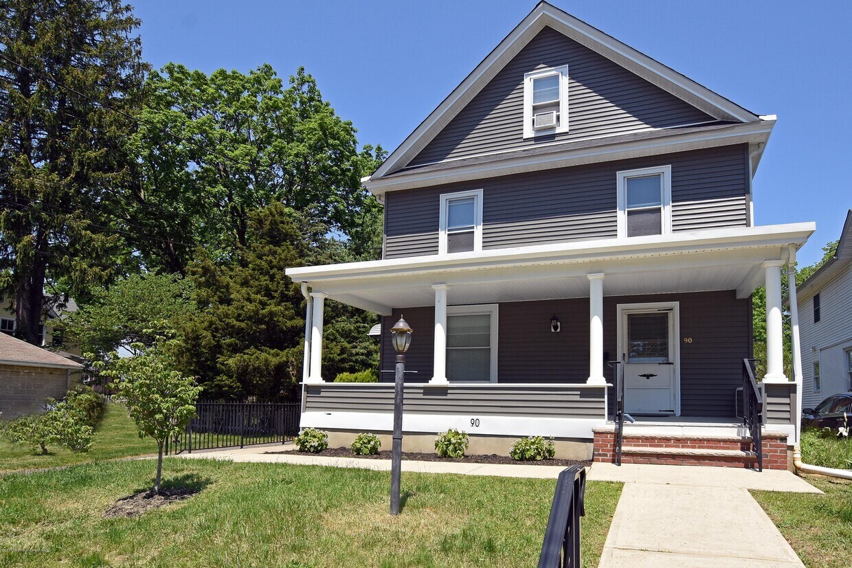 90 Pinckney Rd, Red Bank, NJ 07701 Townhome Rentals in Red Bank NJ