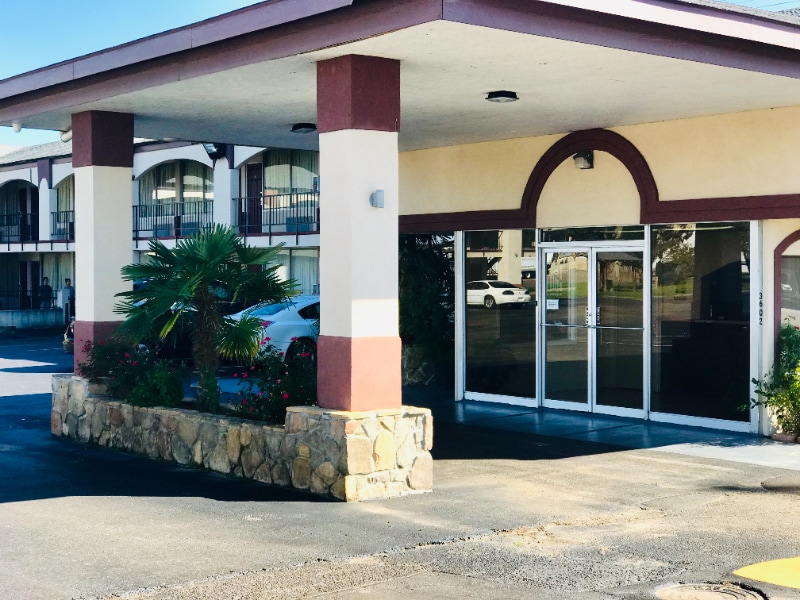 Foto principal - 3602 N State Line Ave