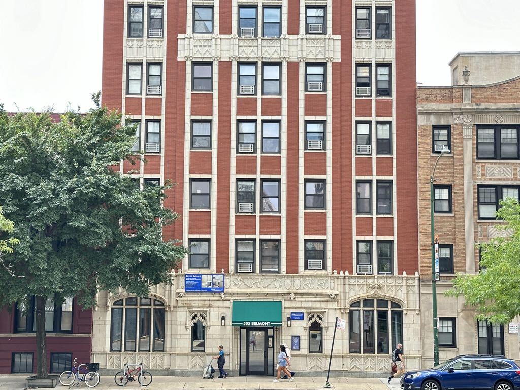 Foto principal - 508 W Belmont Ave