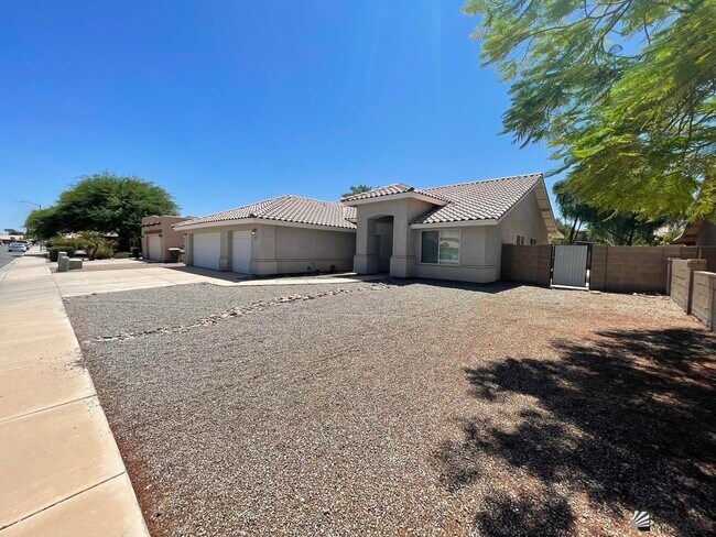 Foto del edificio - 4831 W 29th St