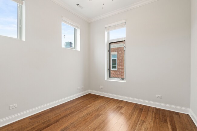 Foto del edificio - 1050 S Aberdeen St