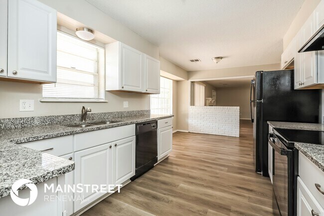 Foto del edificio - 2528 NW 119th St