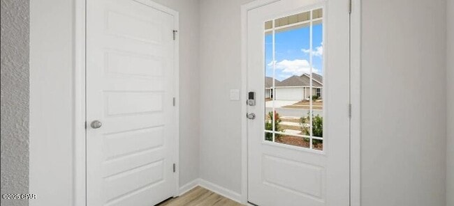 Building Photo - 6615 Kettles St