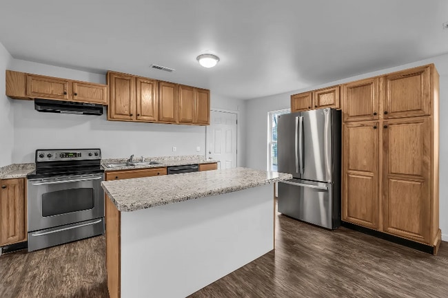 Building Photo - 2007 Wilson St