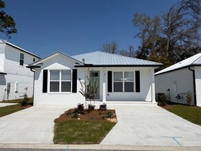 Building Photo - 116 Penny Ln