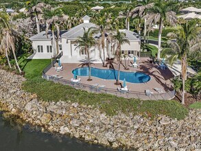 Building Photo - 1286 River Reach Dr